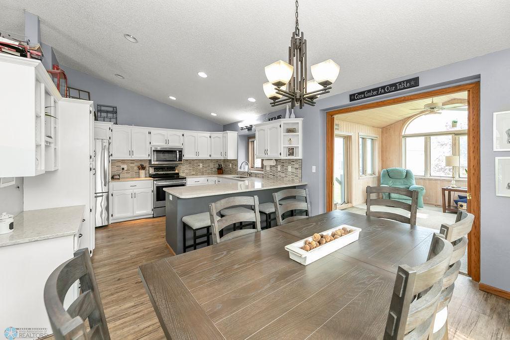 Kitchen/dining