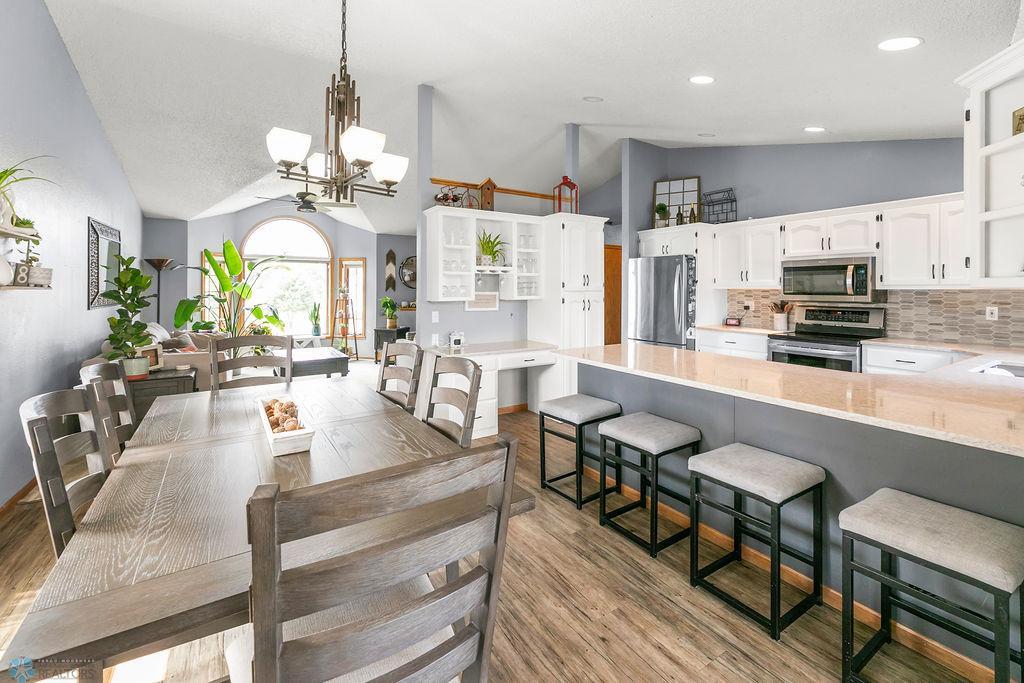 Kitchen/Dining