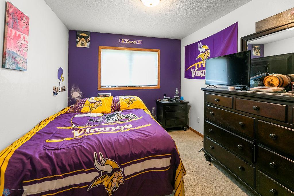 Upper level bedroom 2