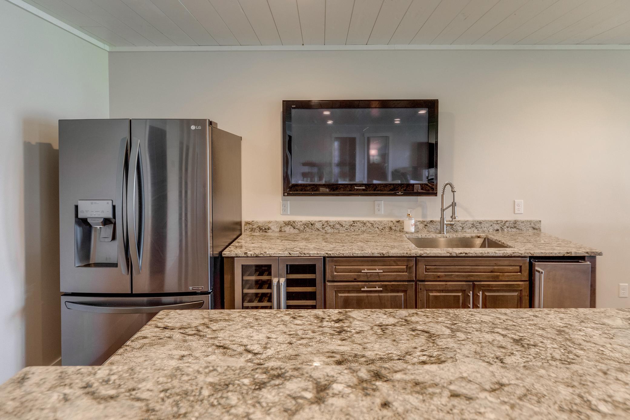 Wet bar with TV