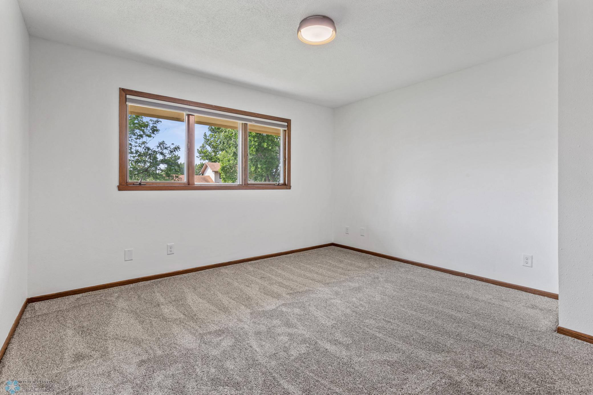 upper bedroom #2