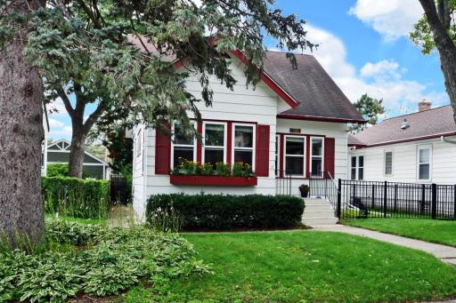 5039 30th Avenue S, Minneapolis, MN 55417