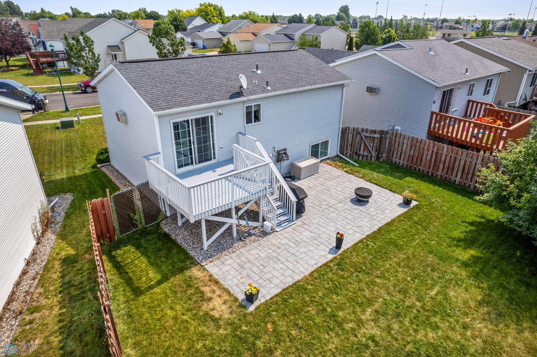 Deck & Patio
