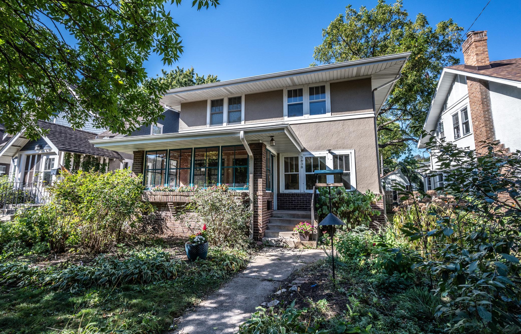 3838 Blaisdell with window box and beautiful landscaping