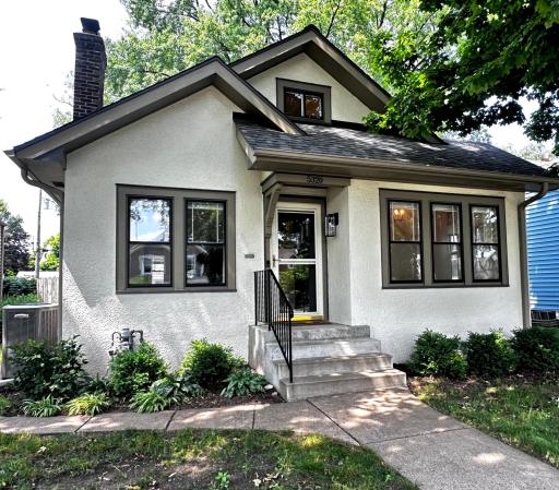 5320 Ewing Avenue S, Minneapolis, MN 55410