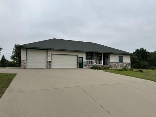 21906 Townsview Lane, Richmond, MN 56368