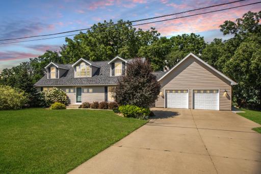 609 18th Street SW, Rochester, MN 55902