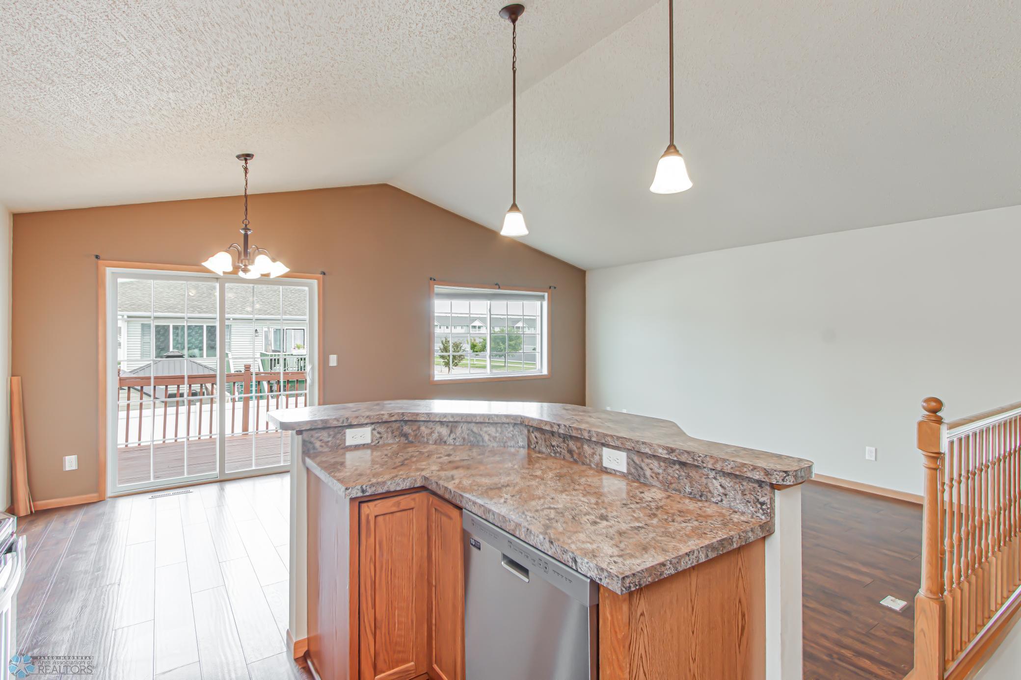 904 30th Ave W, West Fargo, ND-9.jpg