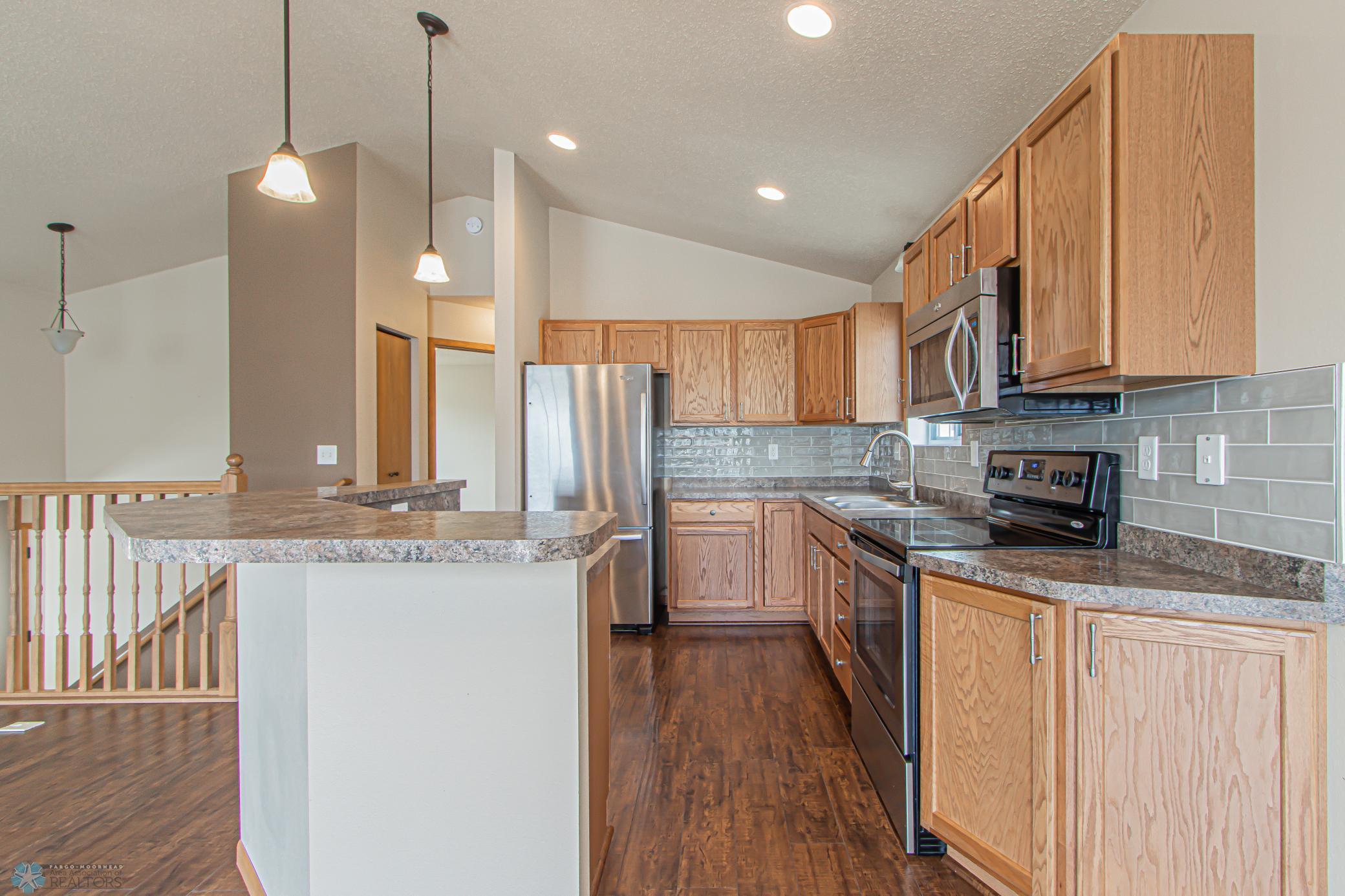 904 30th Ave W, West Fargo, ND-6.jpg