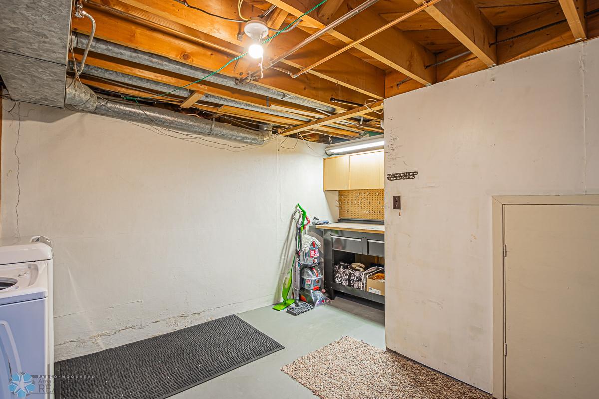 1818 15th St S, Fargo, ND 58103-25.jpg