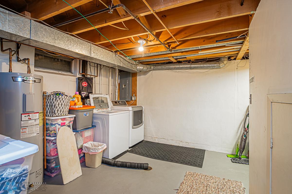 1818 15th St S, Fargo, ND 58103-24.jpg