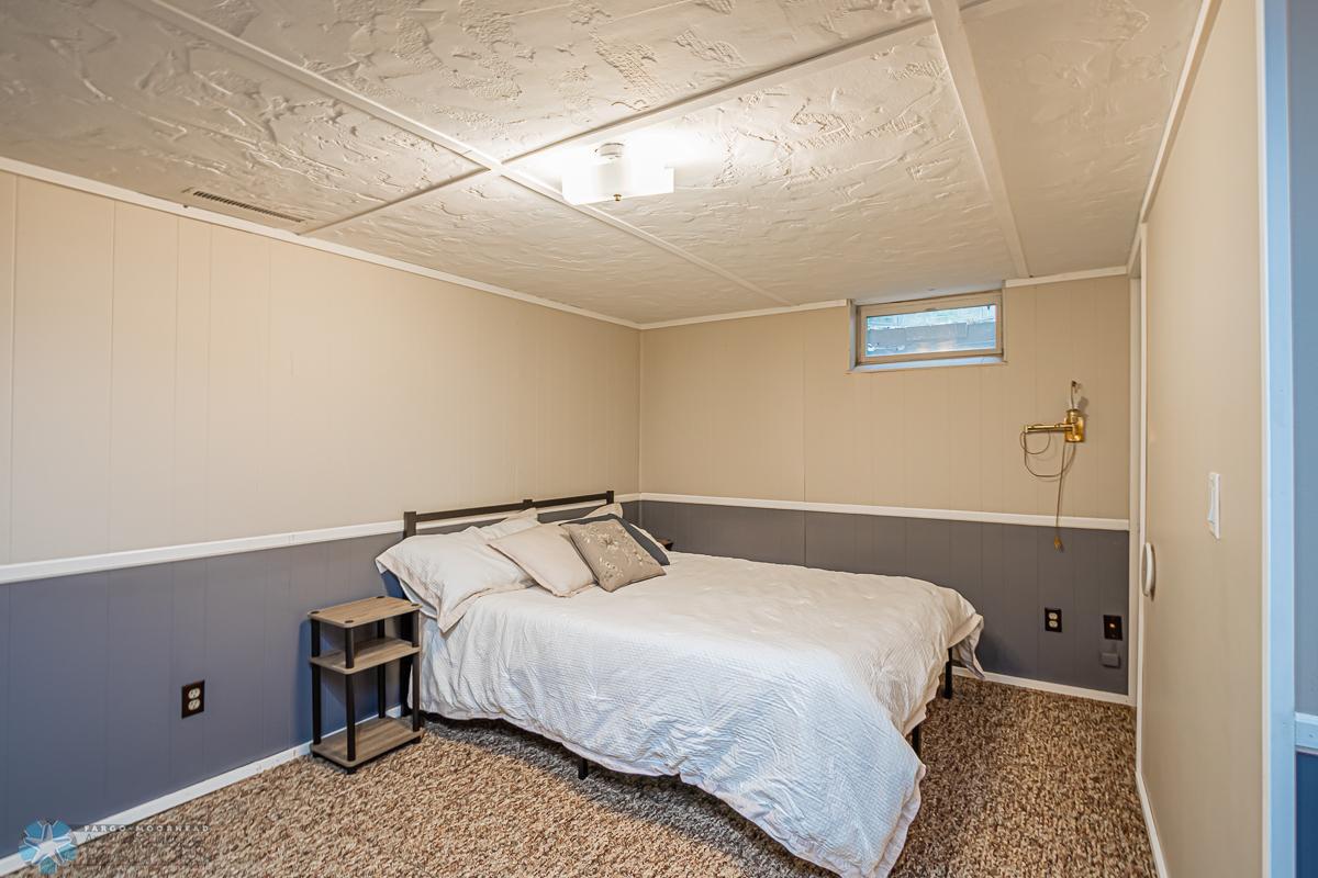 1818 15th St S, Fargo, ND 58103-19.jpg