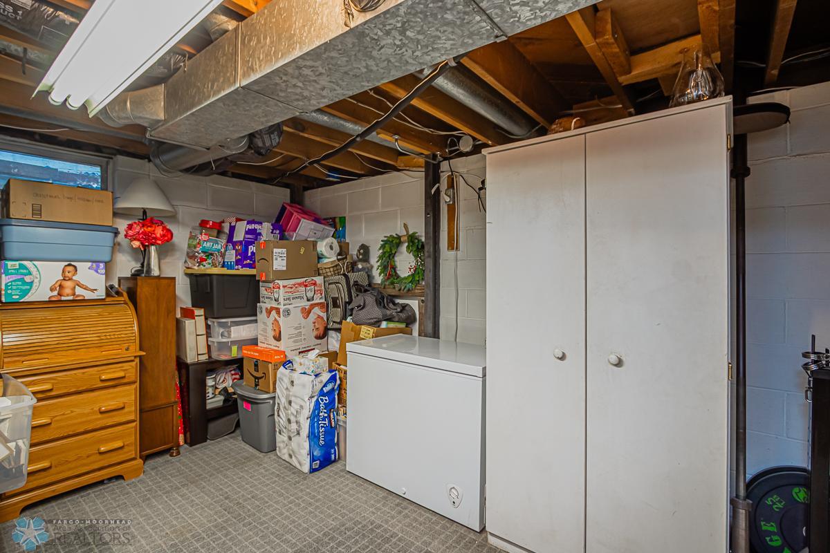 1818 15th St S, Fargo, ND 58103-22.jpg