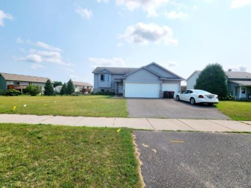 1007 Hilltop Street, Braham, MN 55006
