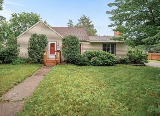 6300 Sumter Avenue N, Brooklyn Park, MN 55428
