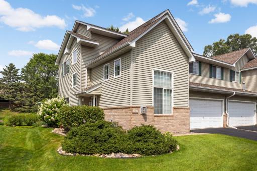 Photo for 1757 Elm Street, Saint Paul, MN 55110 - listing #6577267 Welcome to 1757 Elm Street, a lovely SW facing end unit