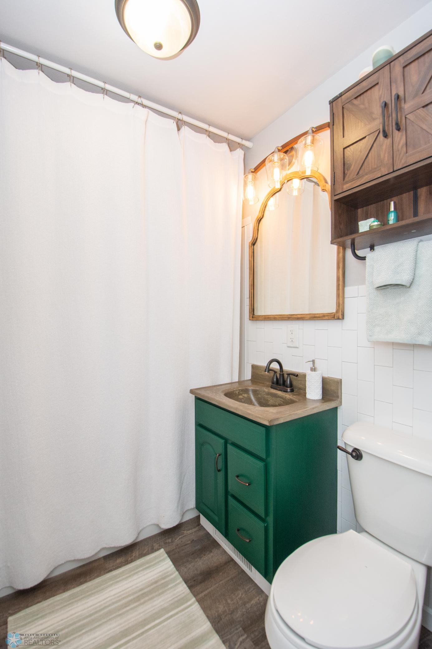 Main Floor full bath