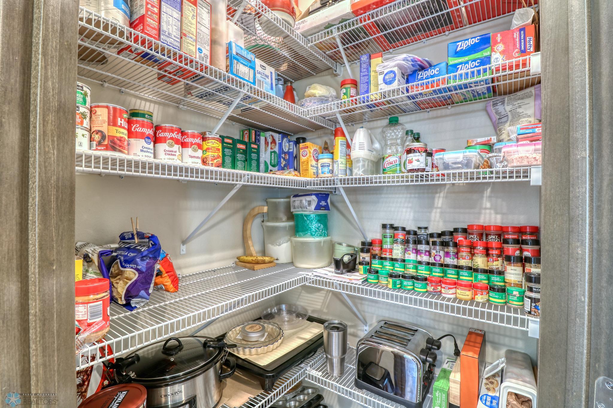 Kitchen_Pantry.jpg