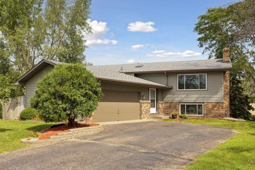 6824 Candlewood Circle, Minneapolis, MN 55445