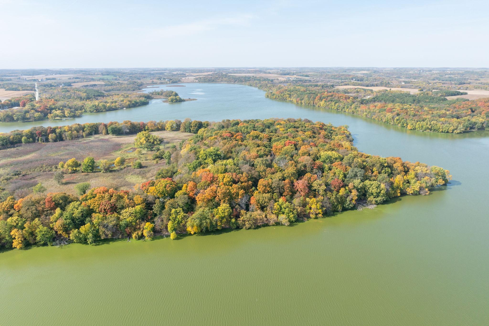 Rebecca Island-1.jpg