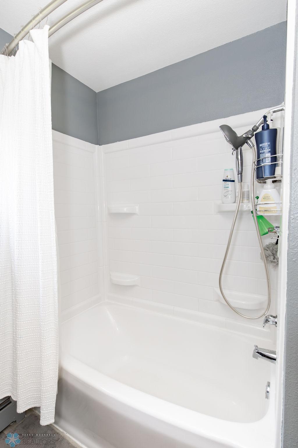 Full Bath - Upper