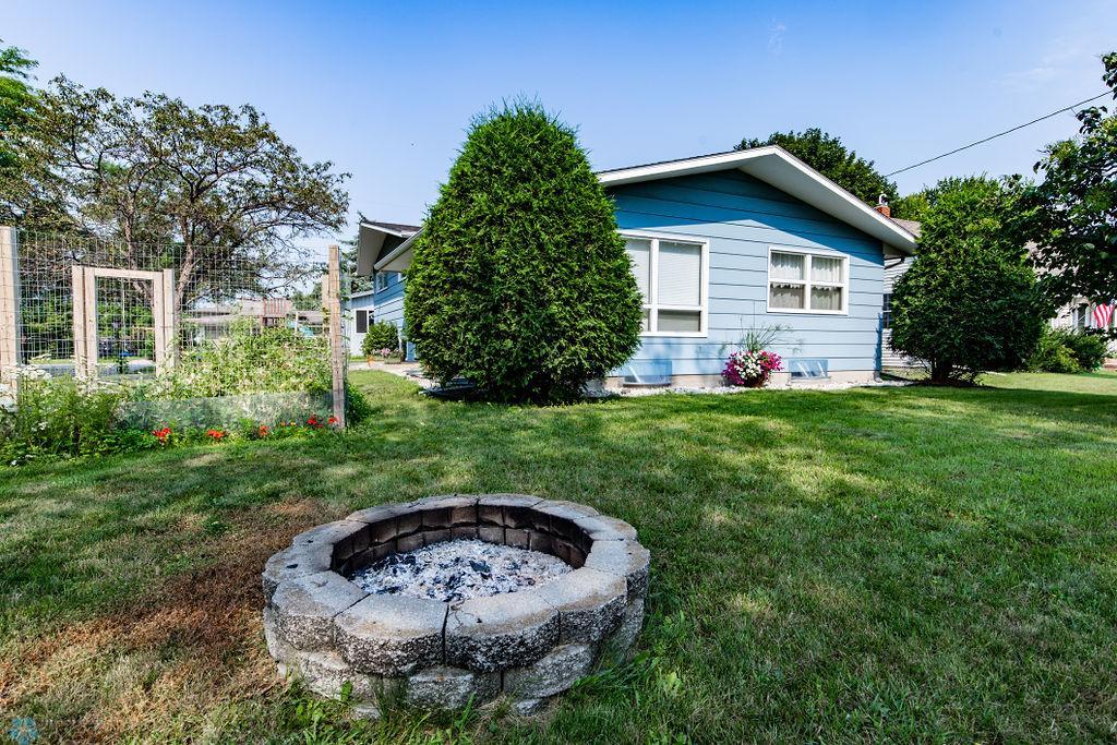 Exterior - View from Front Yard