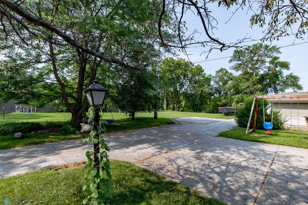 Exterior - Driveway
