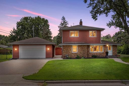 321 W 69th Street, Minneapolis, MN 55423