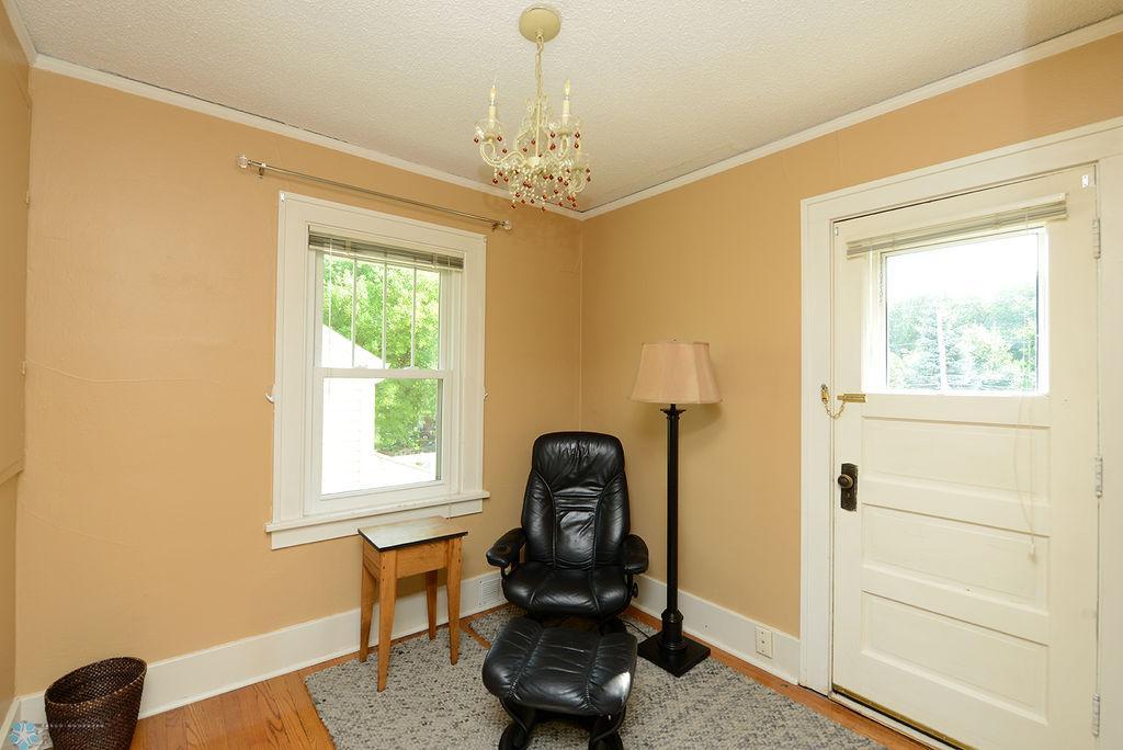 Office/Den/Bedroom