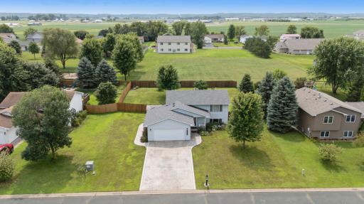 Welcome to 406 Delmar Avenue! Great edge of town neighborhood with a fenced yard that backs up to Smith Park. Handy storage shed tucked away on a concrete pad behind the garage.