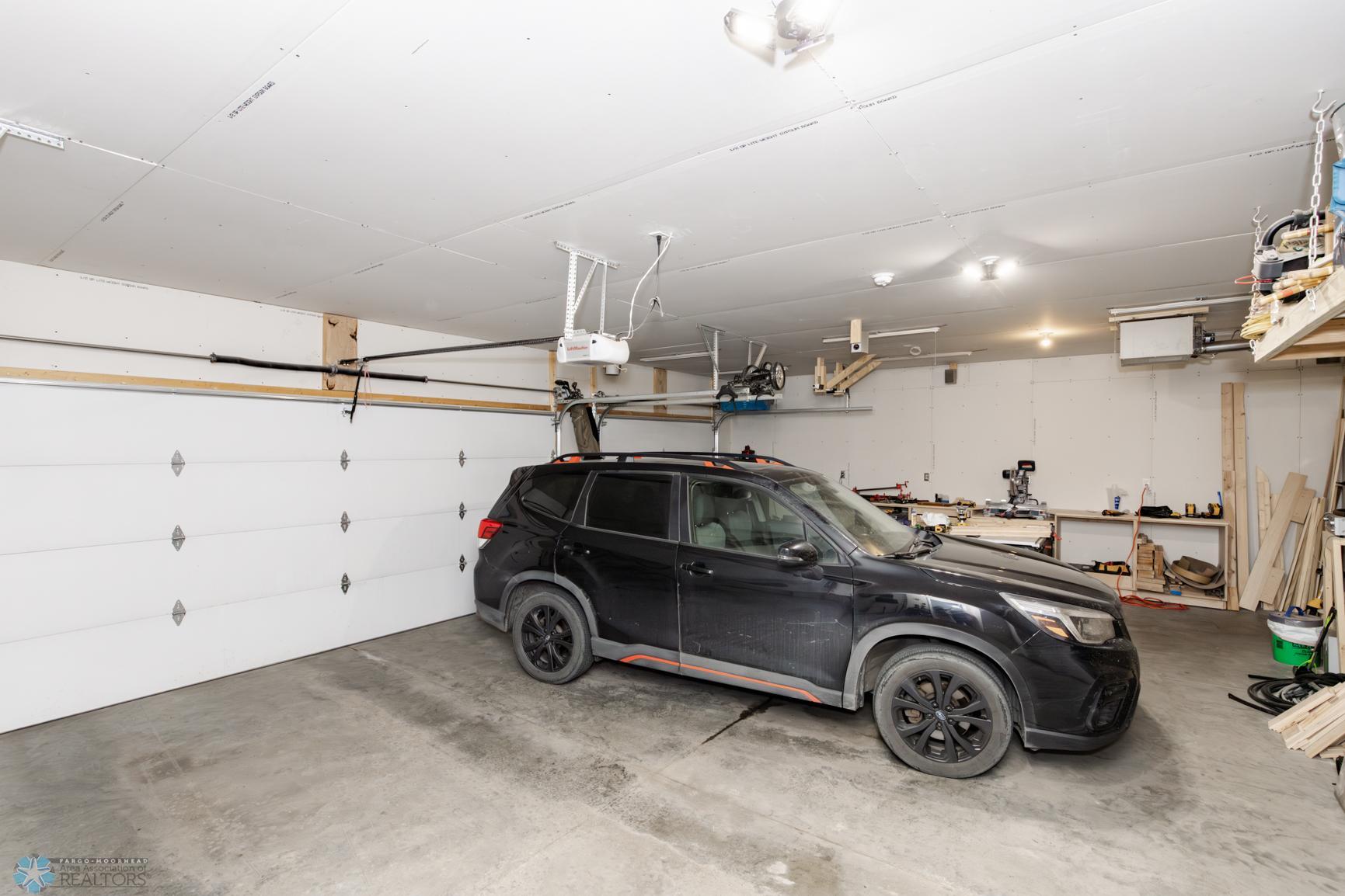 3 Stall Garage