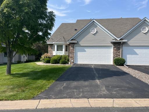 1036 Westcliff Curve, Shoreview, MN 55126