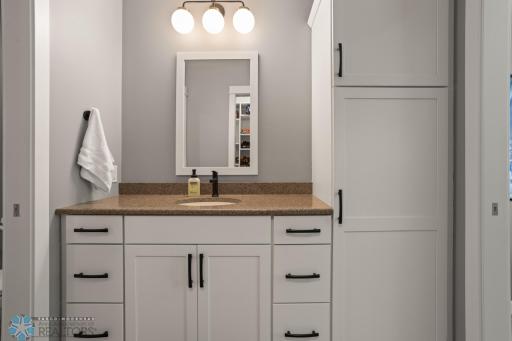 73 35th Avenue E, West Fargo, ND 58078