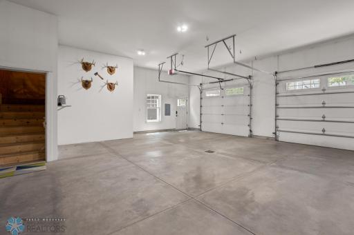 73 35th Avenue E, West Fargo, ND 58078