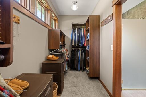 73 35th Avenue E, West Fargo, ND 58078
