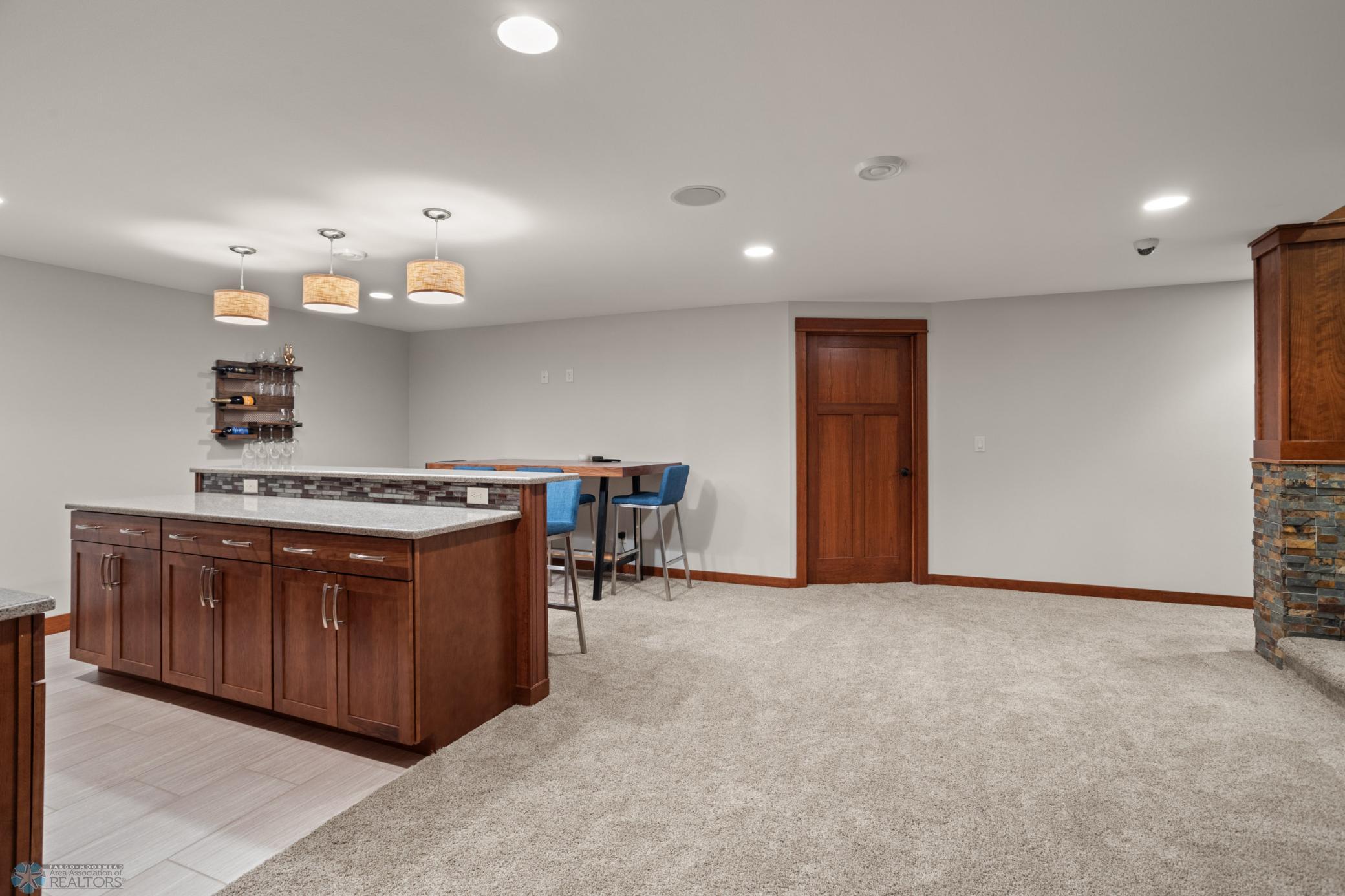 73 35th Ave E West Fargo