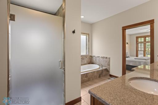73 35th Avenue E, West Fargo, ND 58078