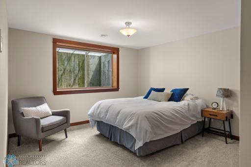 73 35th Avenue E, West Fargo, ND 58078