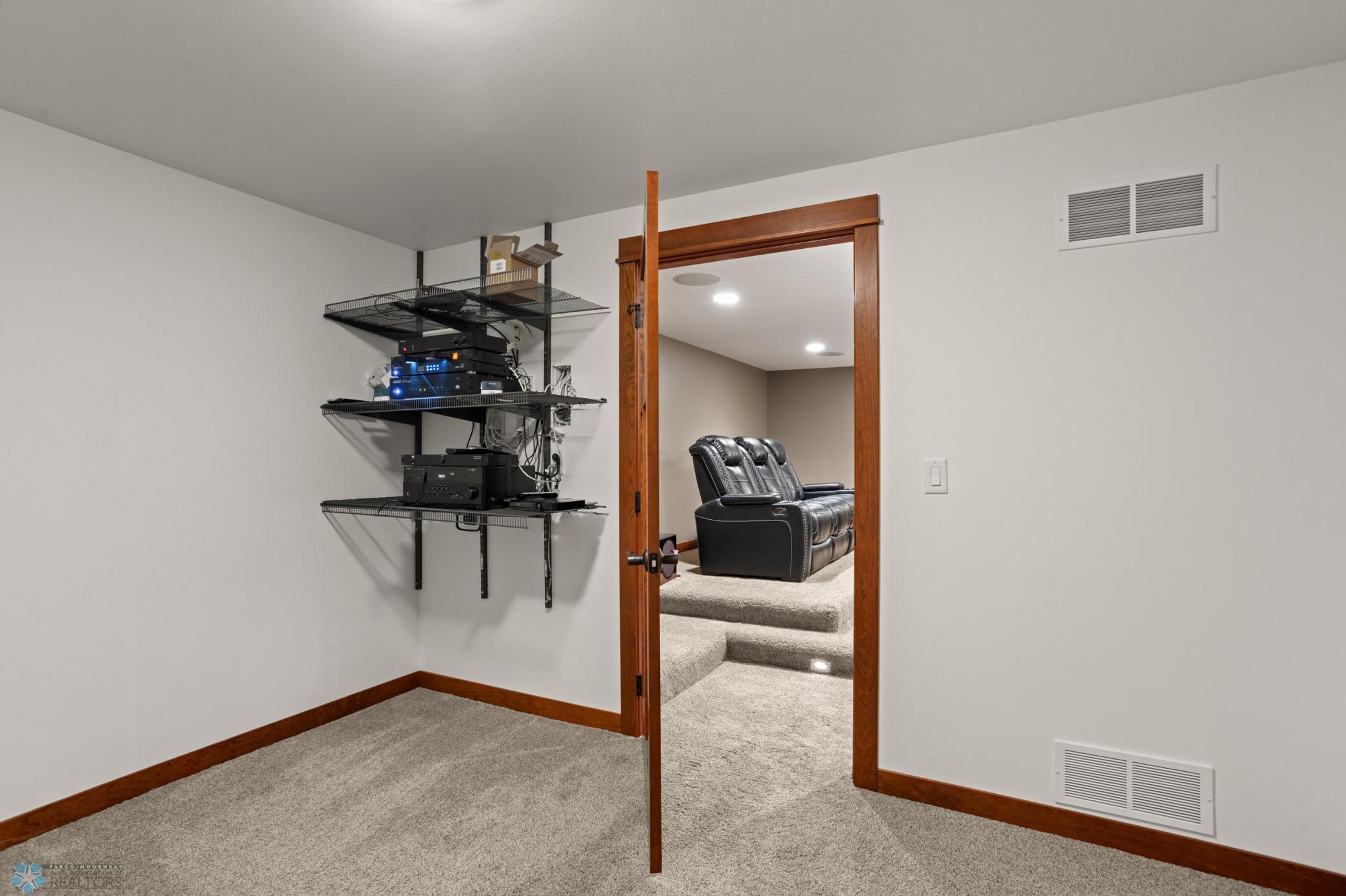 73 35th Ave E West Fargo