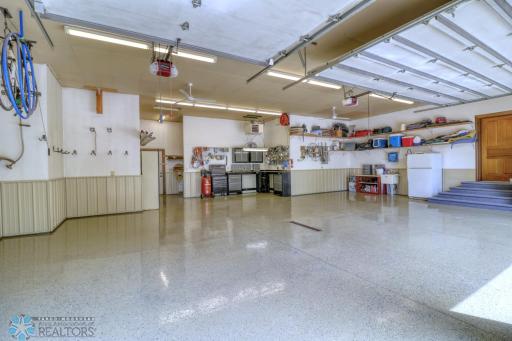 3605 Hidden Circle, West Fargo, ND 58078