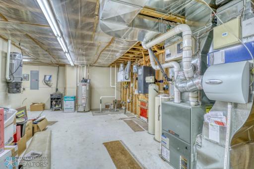 3605 Hidden Circle, West Fargo, ND 58078