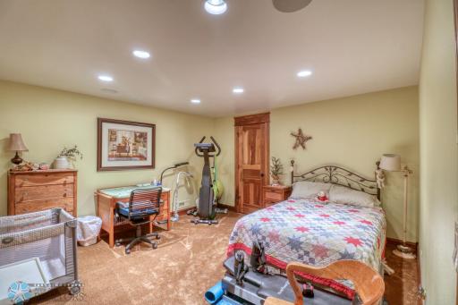 3605 Hidden Circle, West Fargo, ND 58078