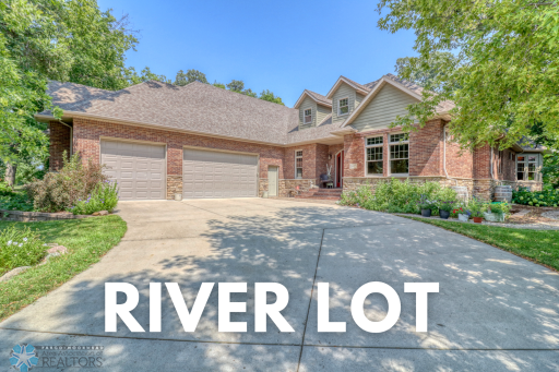 3605 Hidden Circle, West Fargo, ND 58078