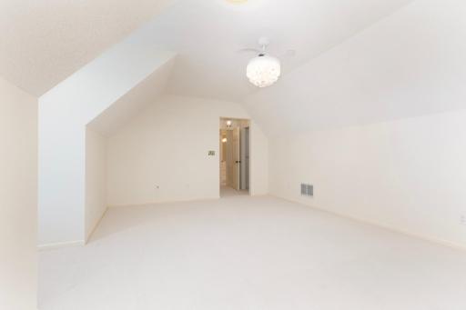 2204 Huntington Point Road E, Wayzata, MN 55391