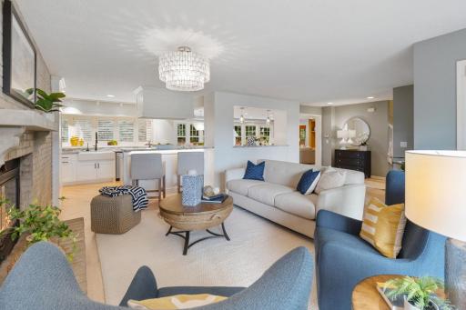 2204 Huntington Point Road E, Wayzata, MN 55391