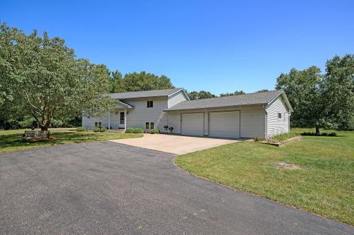 22223 Vermillion Street NE, Cedar, MN 55011