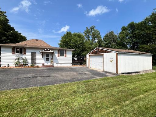 81 Rose Avenue S, Maple Lake, MN 55358