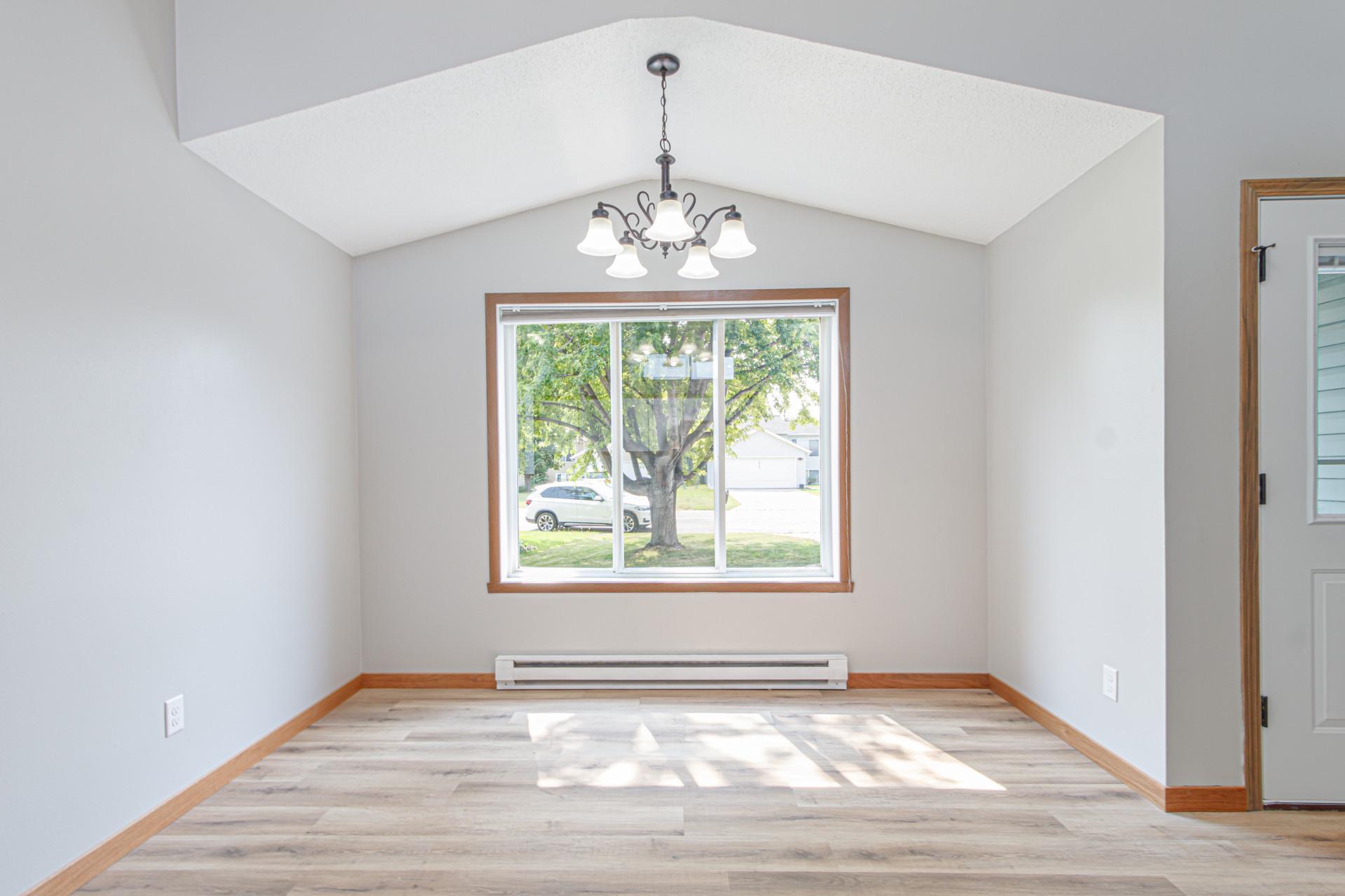 3534VillageGreenLn_47322_5.jpg