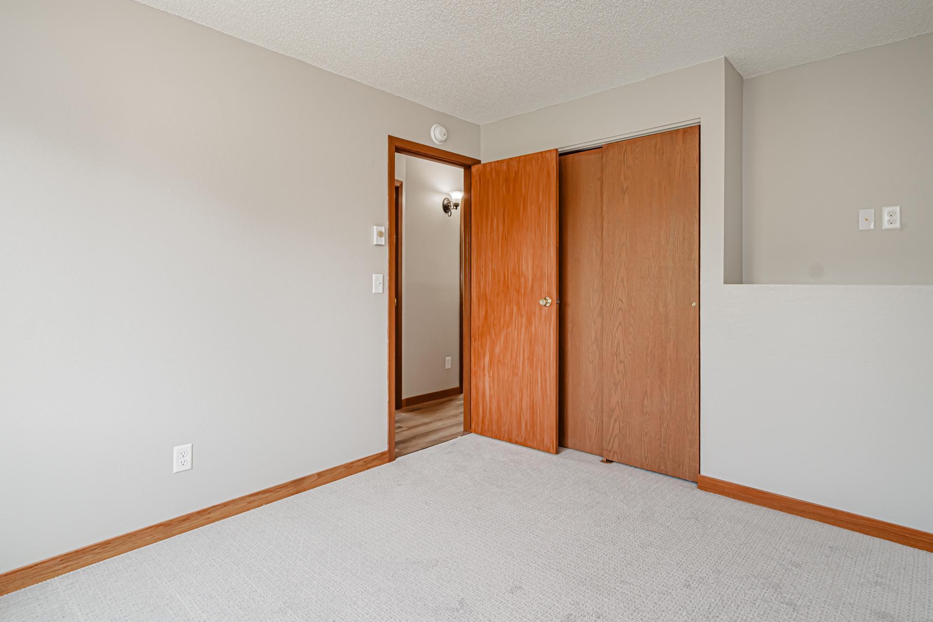 3534VillageGreenLn_47322_20.jpg