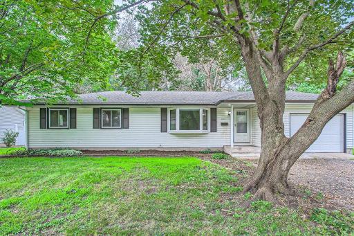 6101 71st Avenue N, Minneapolis, MN 55429